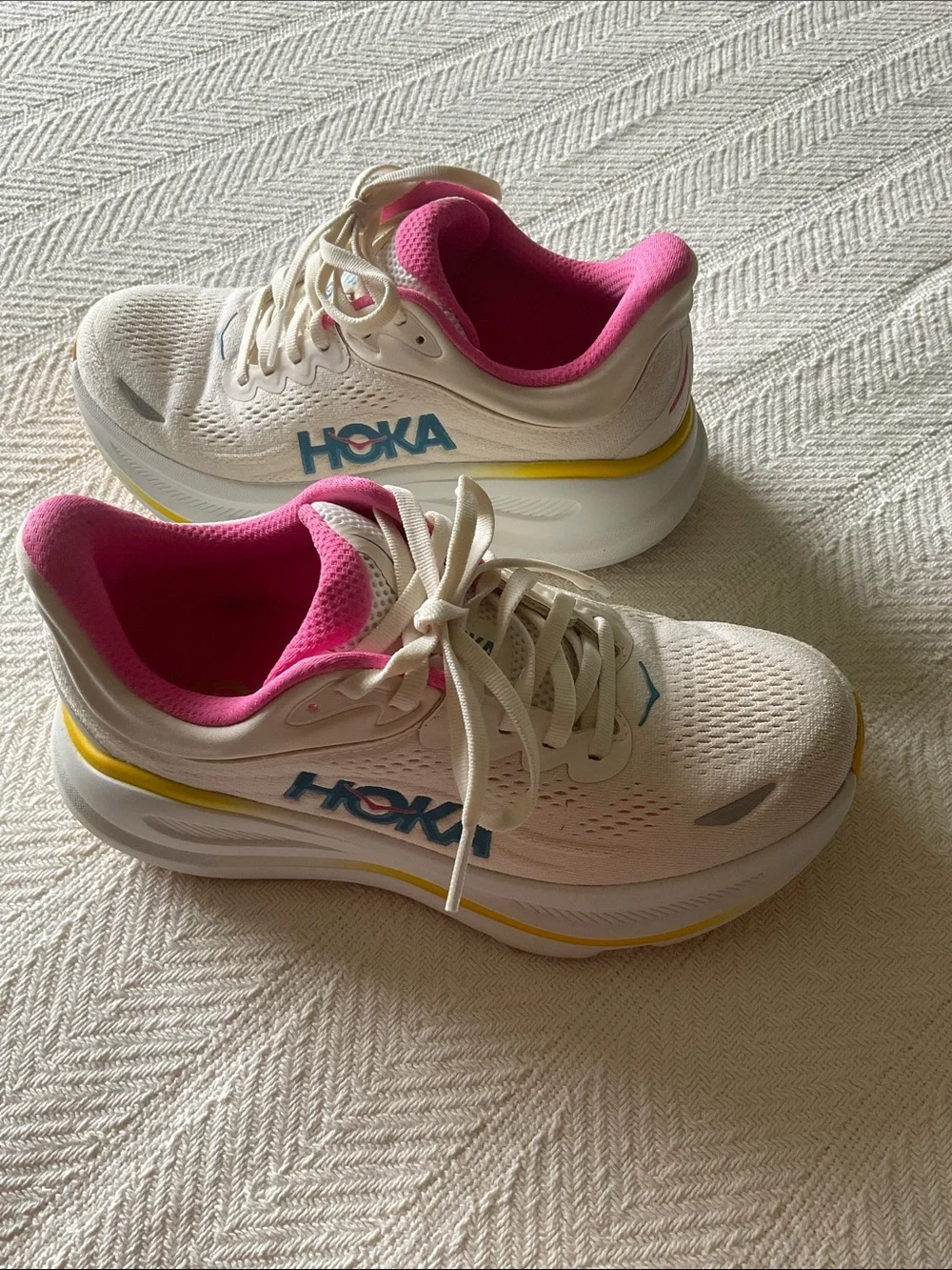 Hoka White Bondi 9 size 6.5 wide Running Shoes with Blue, Pink & Yellow Accents
